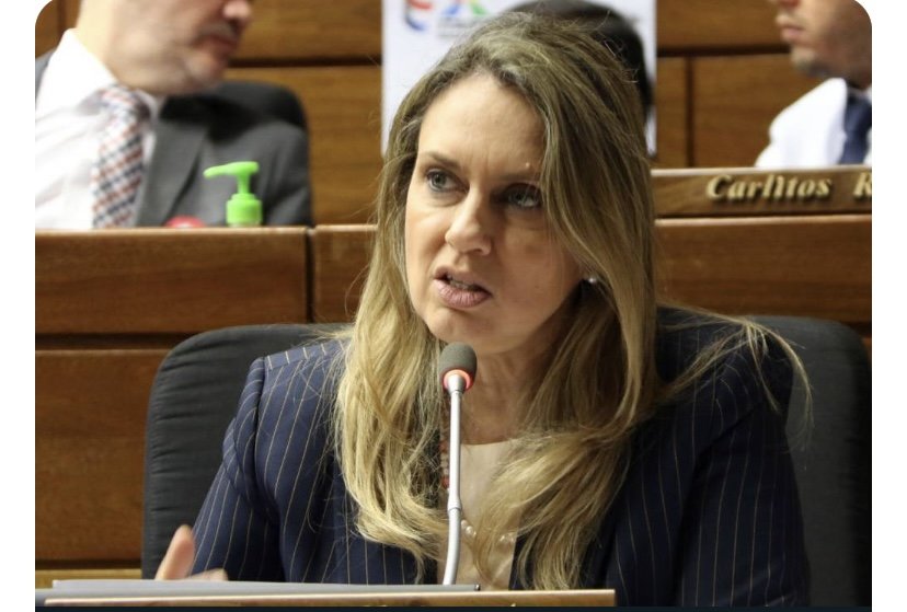 CBA86A10-F393-4A9E-B64F-B50703D7D9CA